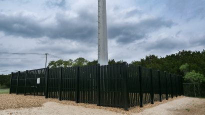 Project Lighthouse monopole fence