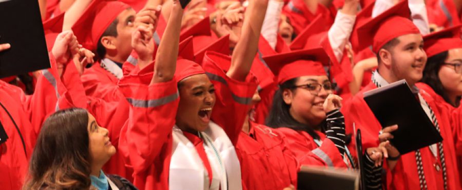 Travis ECHS graduating class of 2019