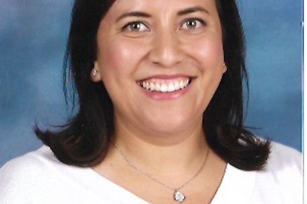 Photo of Luz Alvarez-Sims